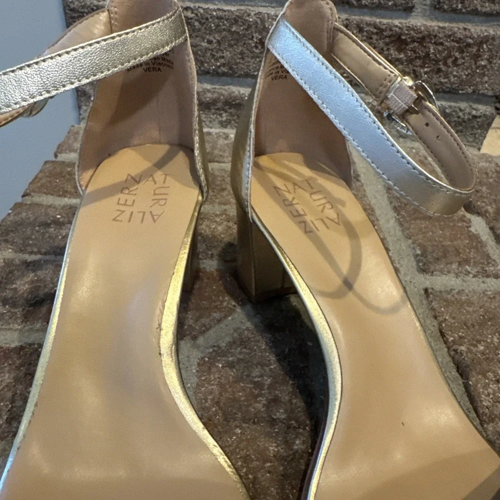 Naturalizer Women's Vera Block Heel Sandals Dark Gold Size 9M #138 - Picture 9 of 16